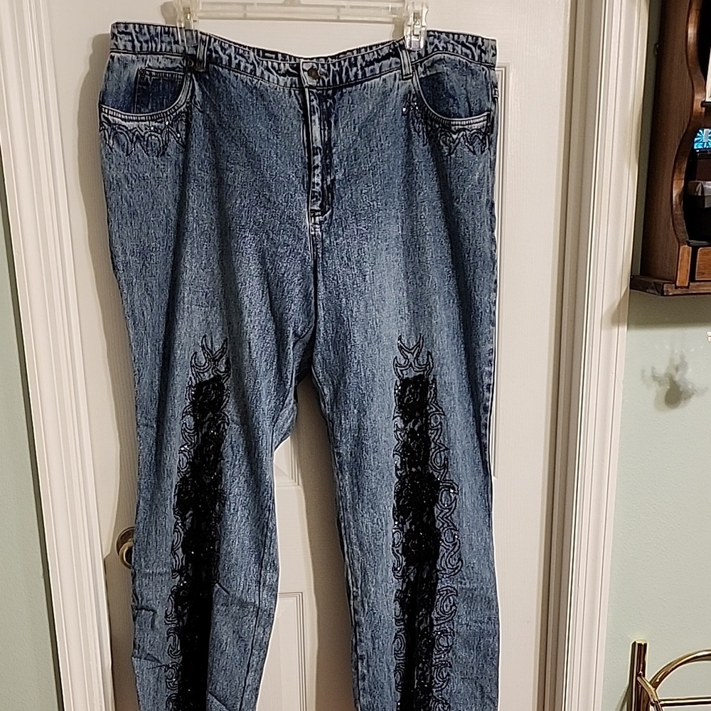 Elegant Denim Jeans with Black Detailing